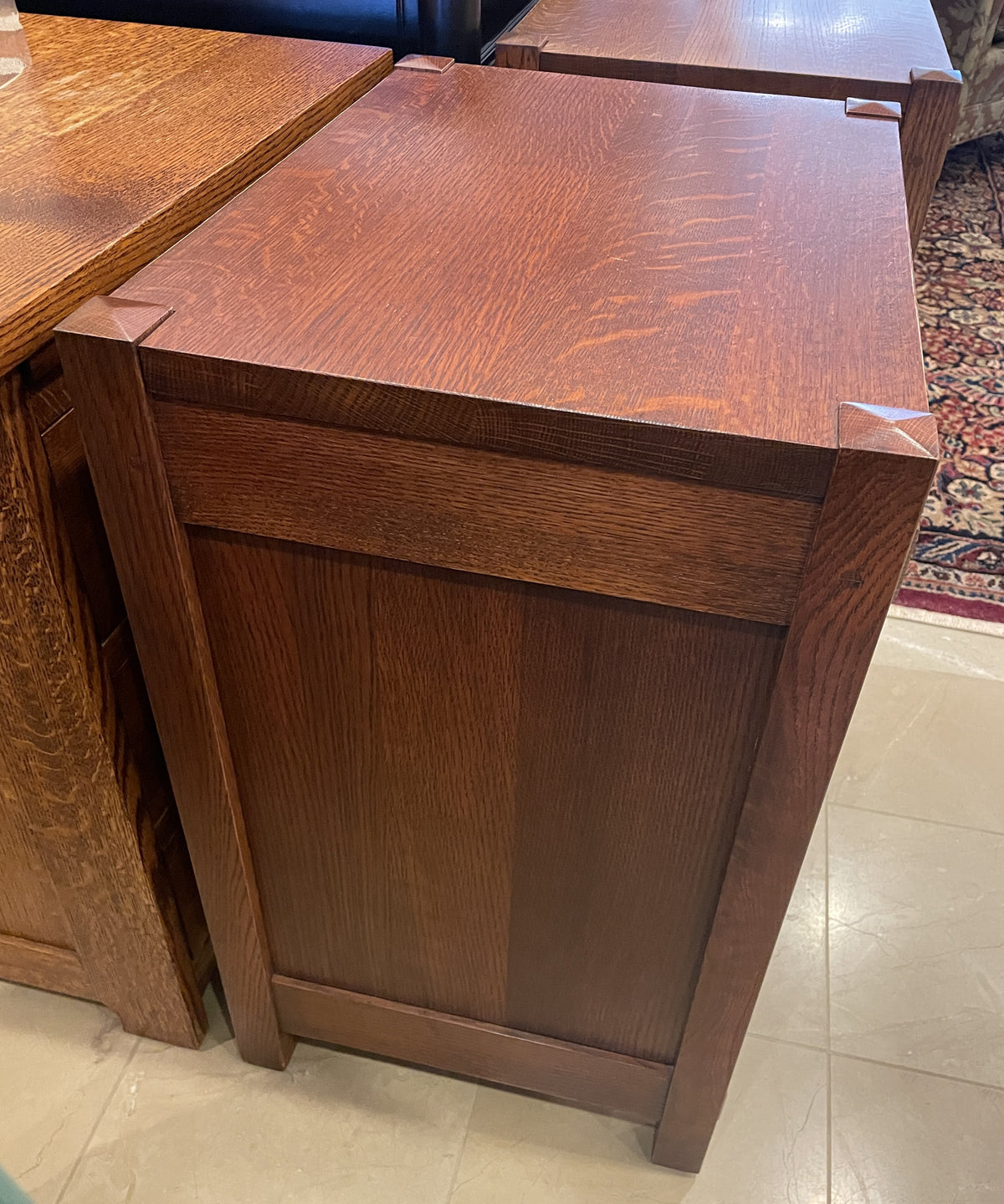 Stickley Three Drawer Nightstand (0QK006)