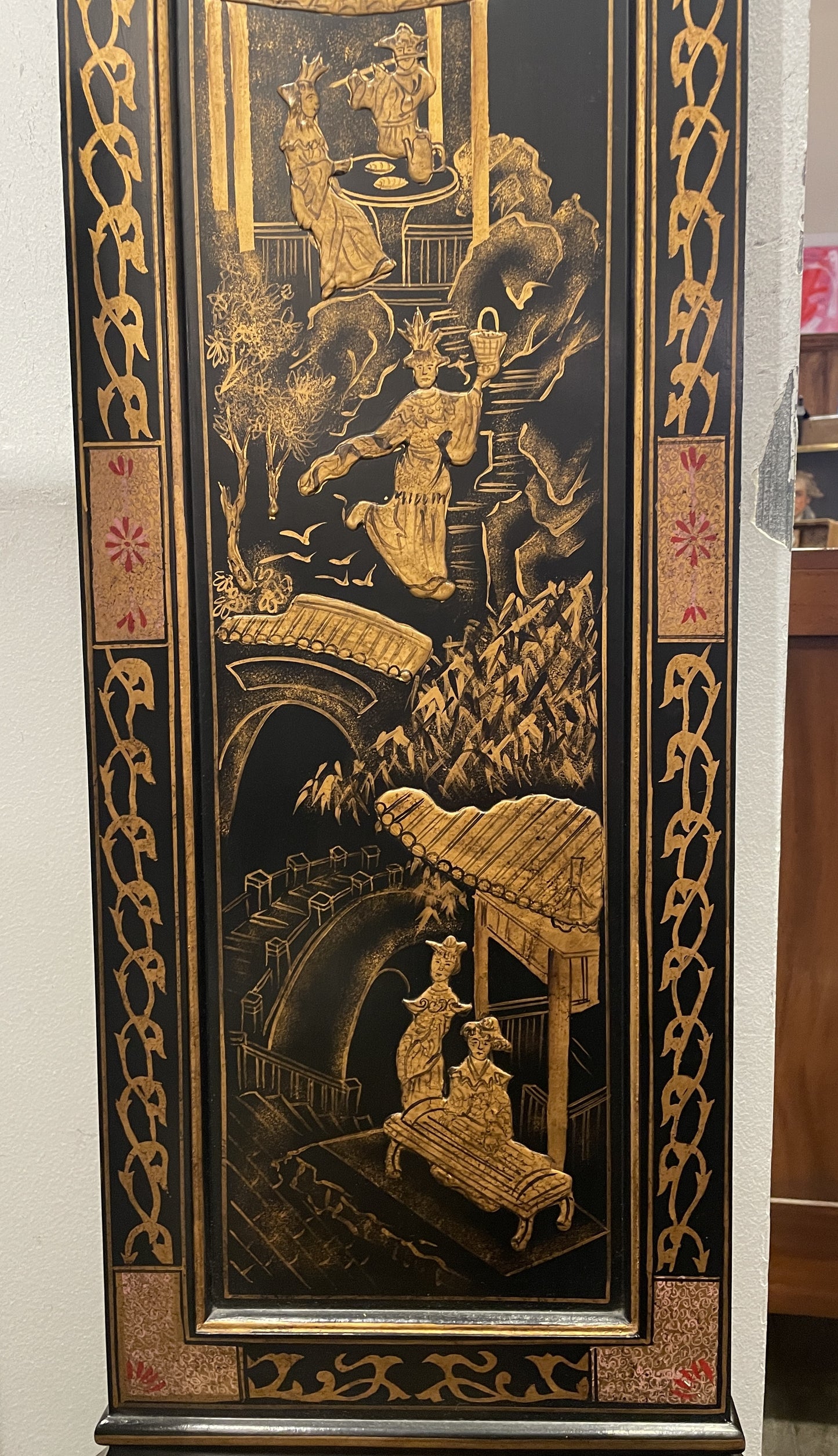 Castilian Low Profile Chinoserie Wall Clock (0IW005)