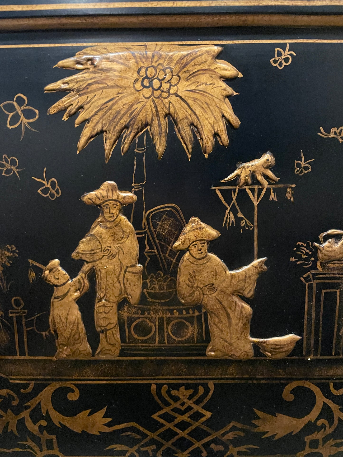 Castilian Low Profile Chinoserie Wall Clock (0IW005)