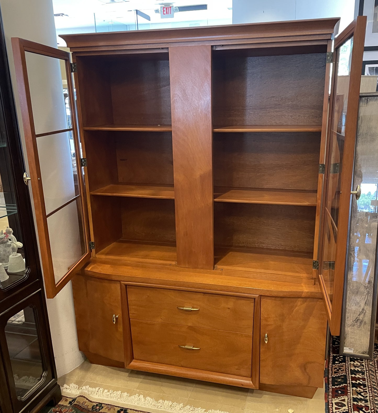 Sieling Modern Breakfront/China Cabinet (0MR001)