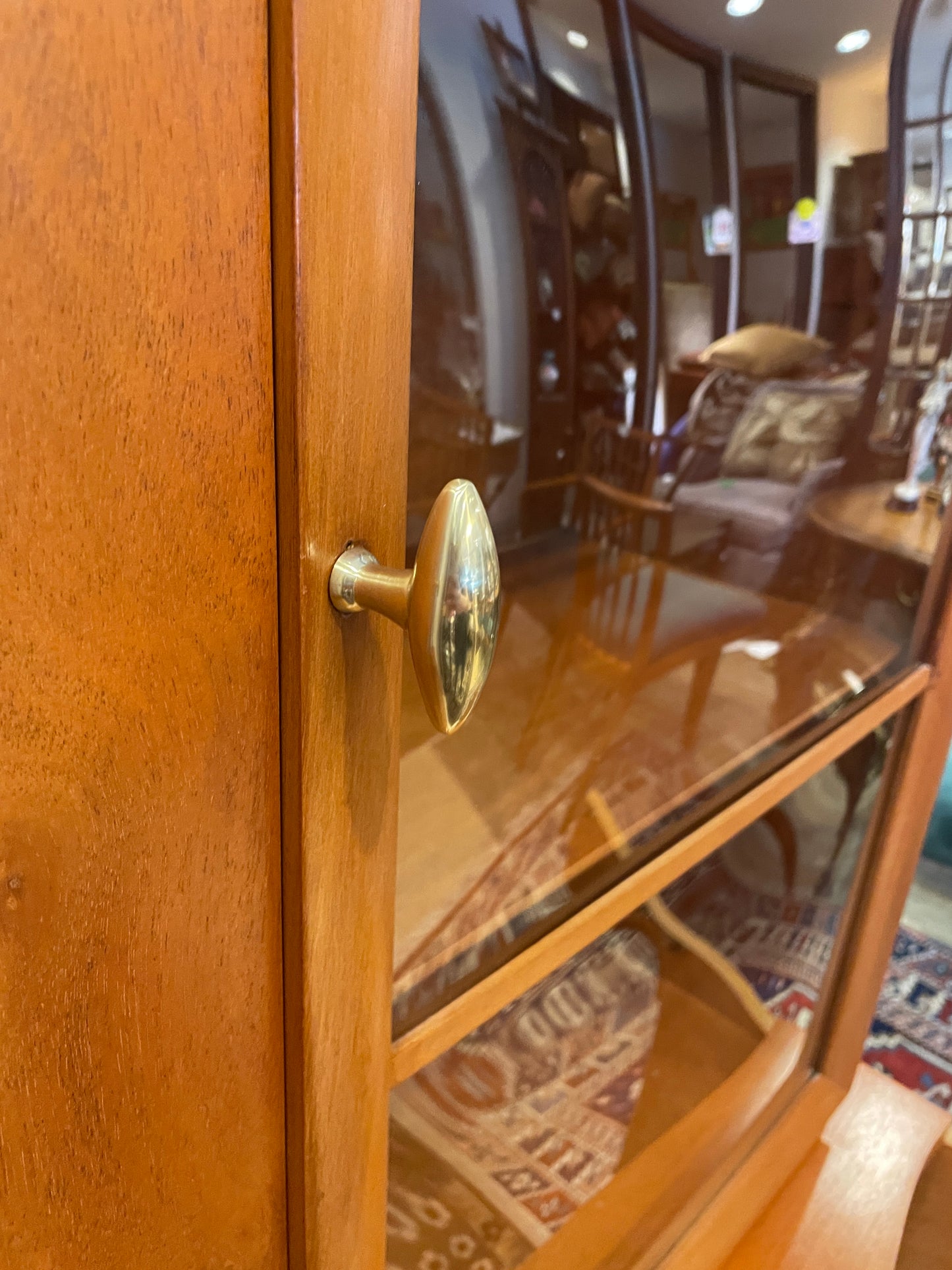 Sieling Modern Breakfront/China Cabinet (0MR001)