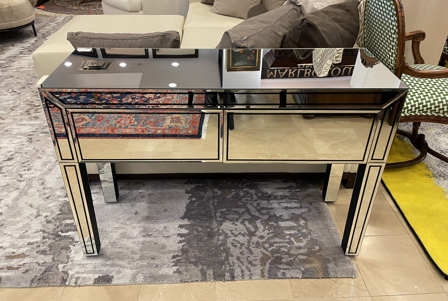 Walter E. Smithe Illagio Mirrored Console AS IS (01D004)