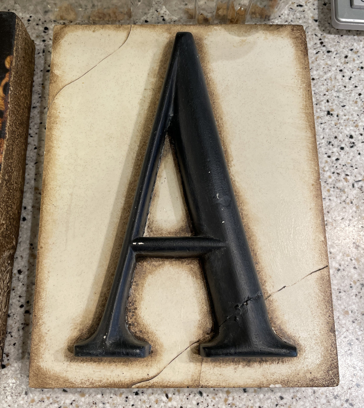 Sid Dickens "A" (0QP00I)