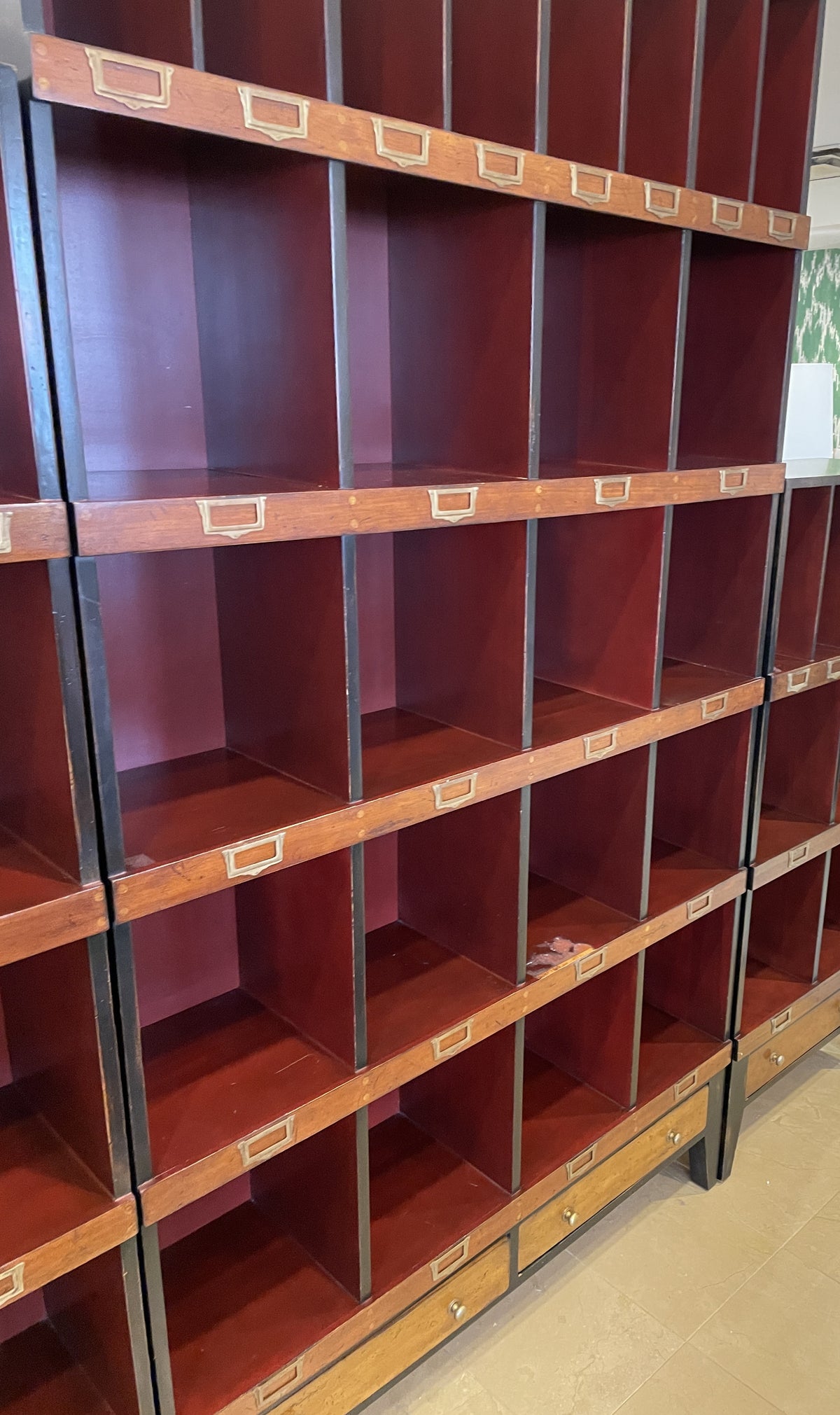 French Heritage Draper's Shelving, Large (0QO008)