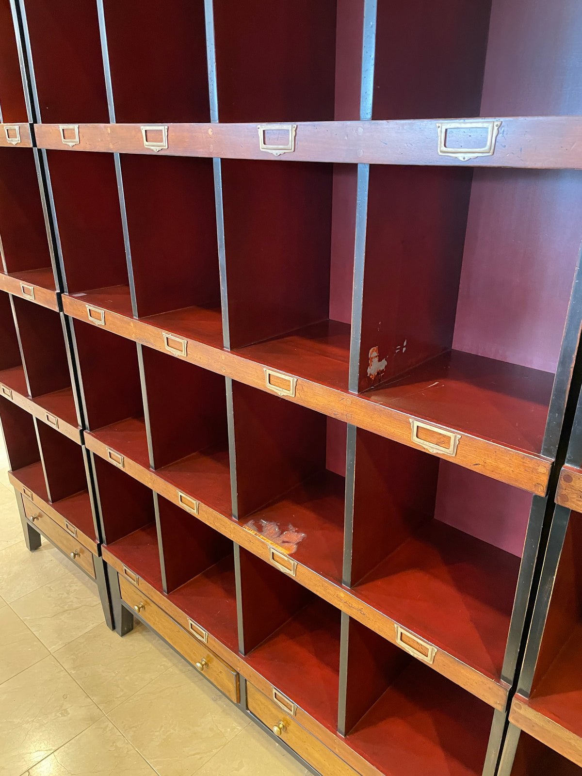 French Heritage Draper's Shelving, Large (0QO008)