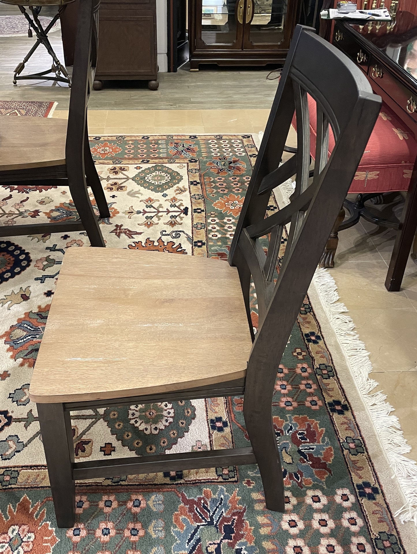 Harper Dining Table and 4 chairs, BRAND NEW (0KK00E)