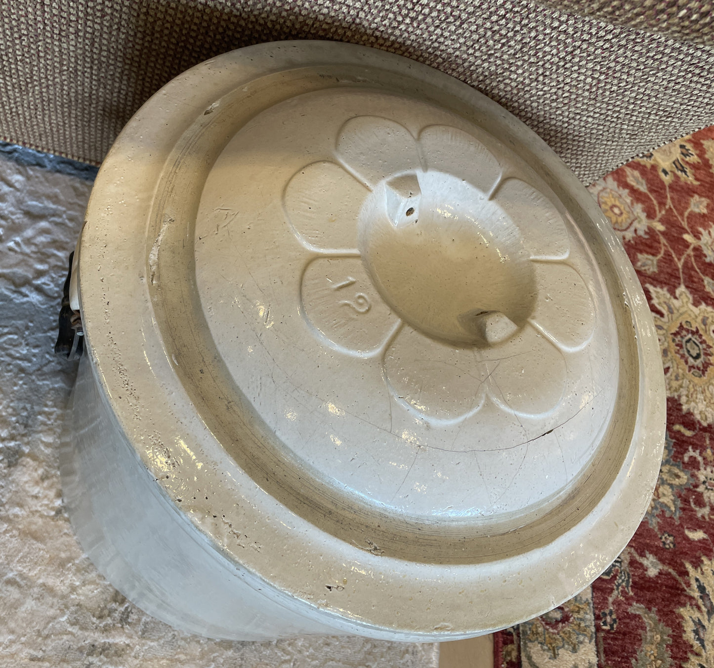 Redwing 12 gallon Crock with Tulip Top, missing bail (0JL02U)