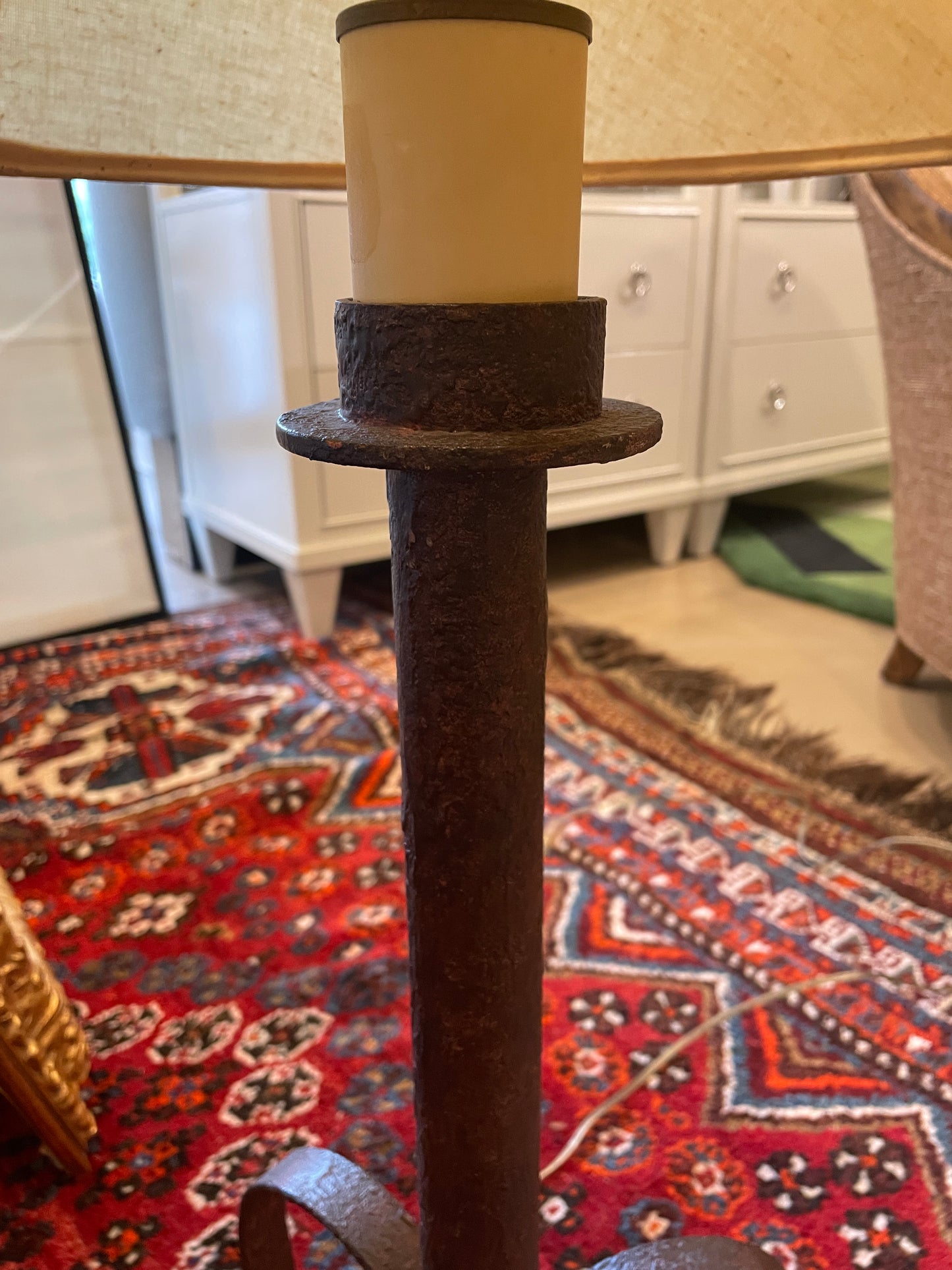 Iron Tripod Table Lamp (0JL02A)