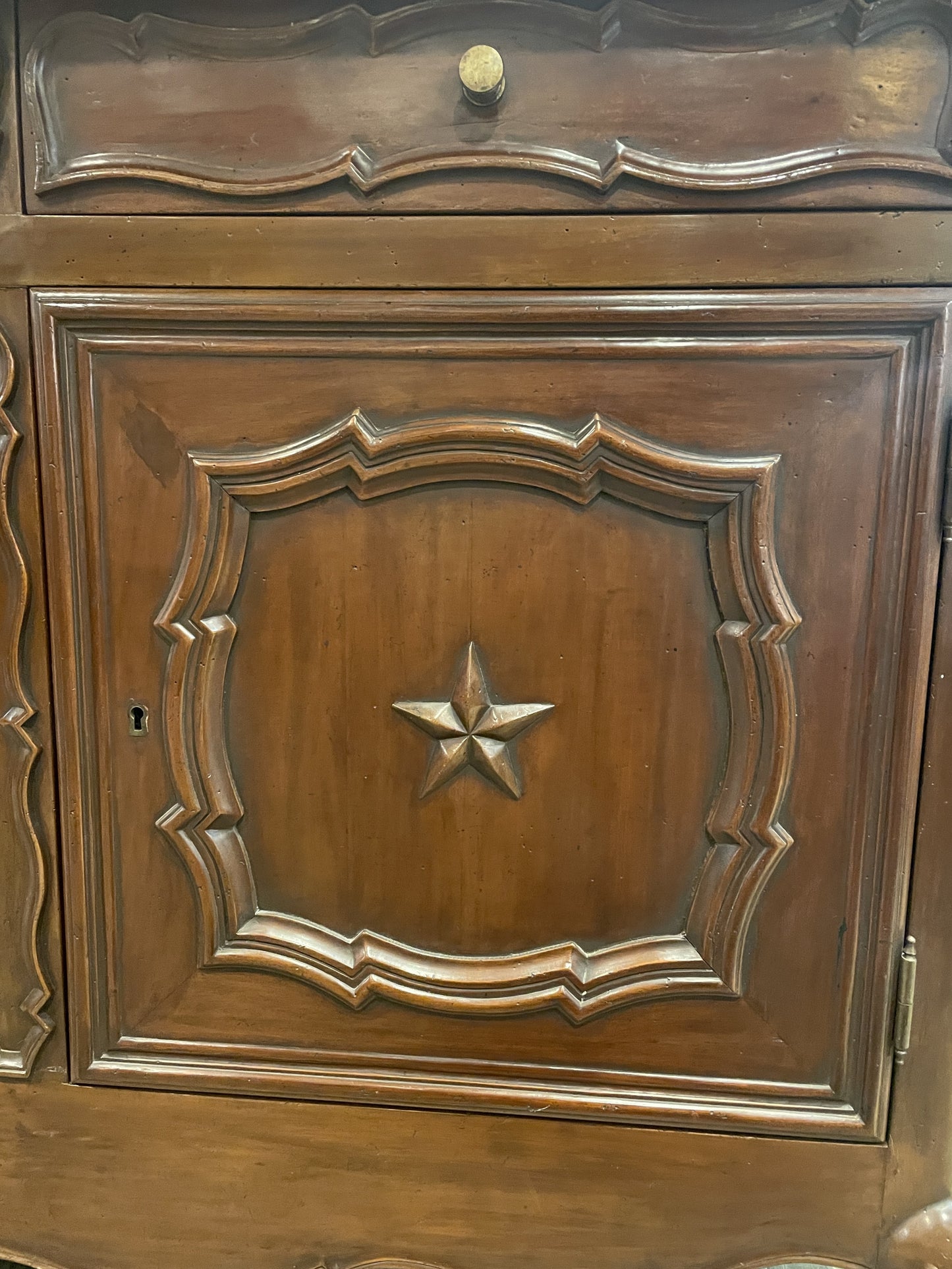 Antique French Provincial Buffet (0J4001)