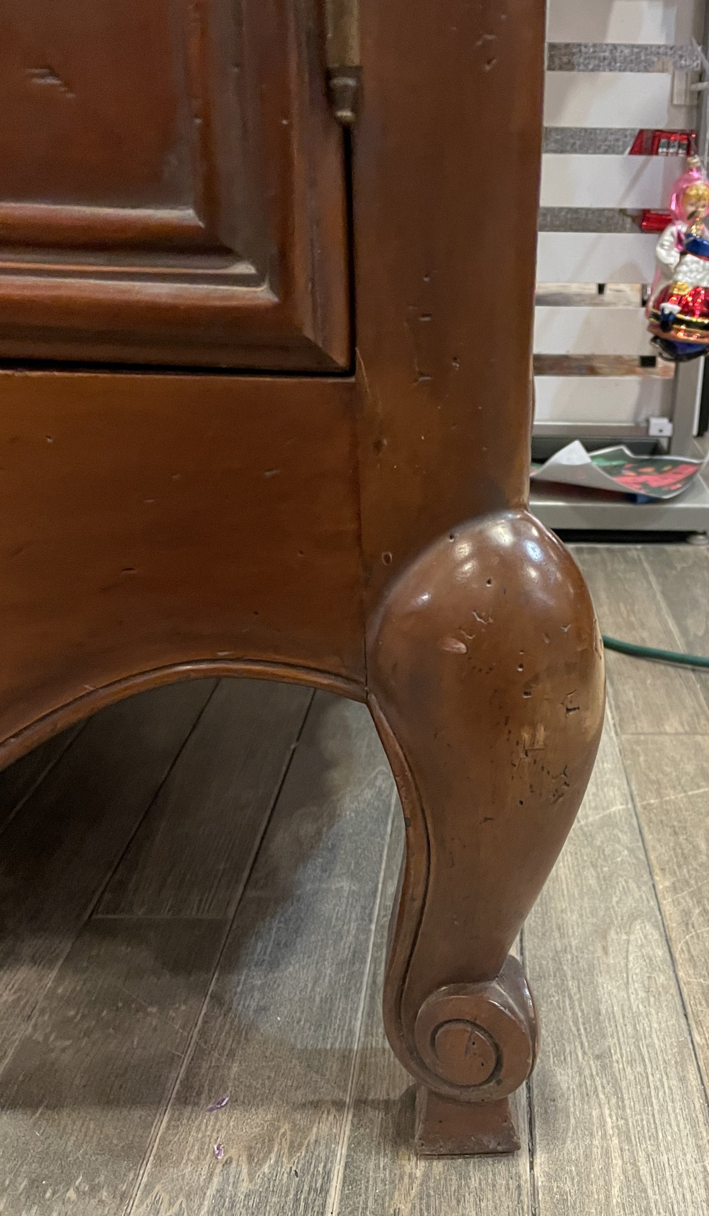 Antique French Provincial Buffet (0J4001)