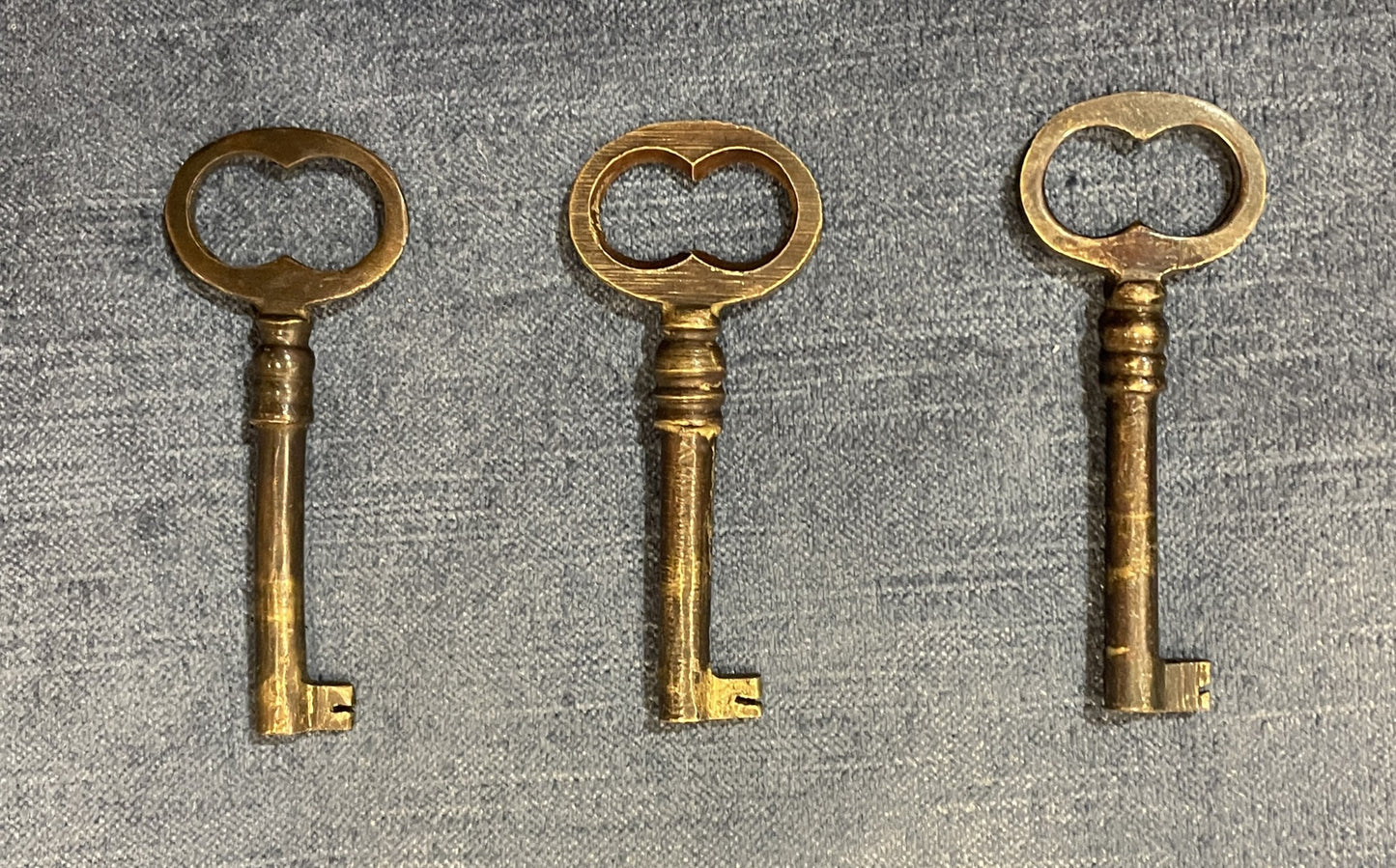 Antique French Provincial Buffet (0J4001)