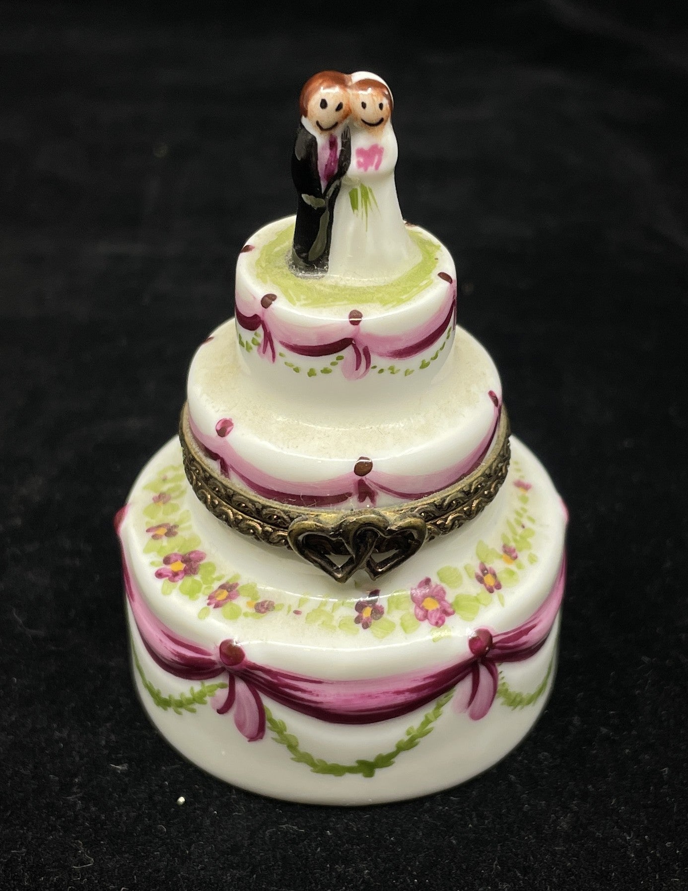 Limoges Trinket Box, Wedding Cake (0IT004)