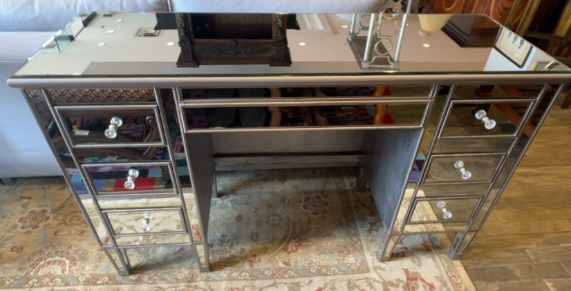 6 Drawer Mirrored Desk (PGP8T3)