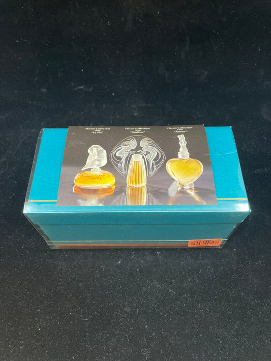 Lalique Boxed Perfume Set "Le Introuvables" (03002N)