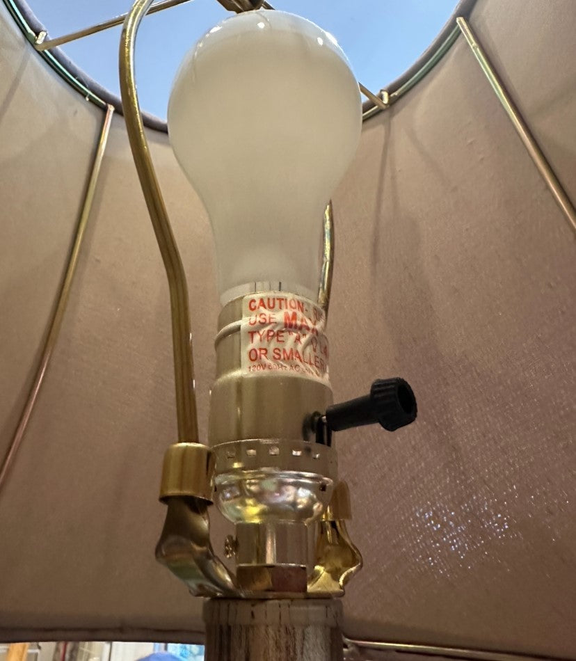 Pair of Resin Urn Lamps (VCPL9D)