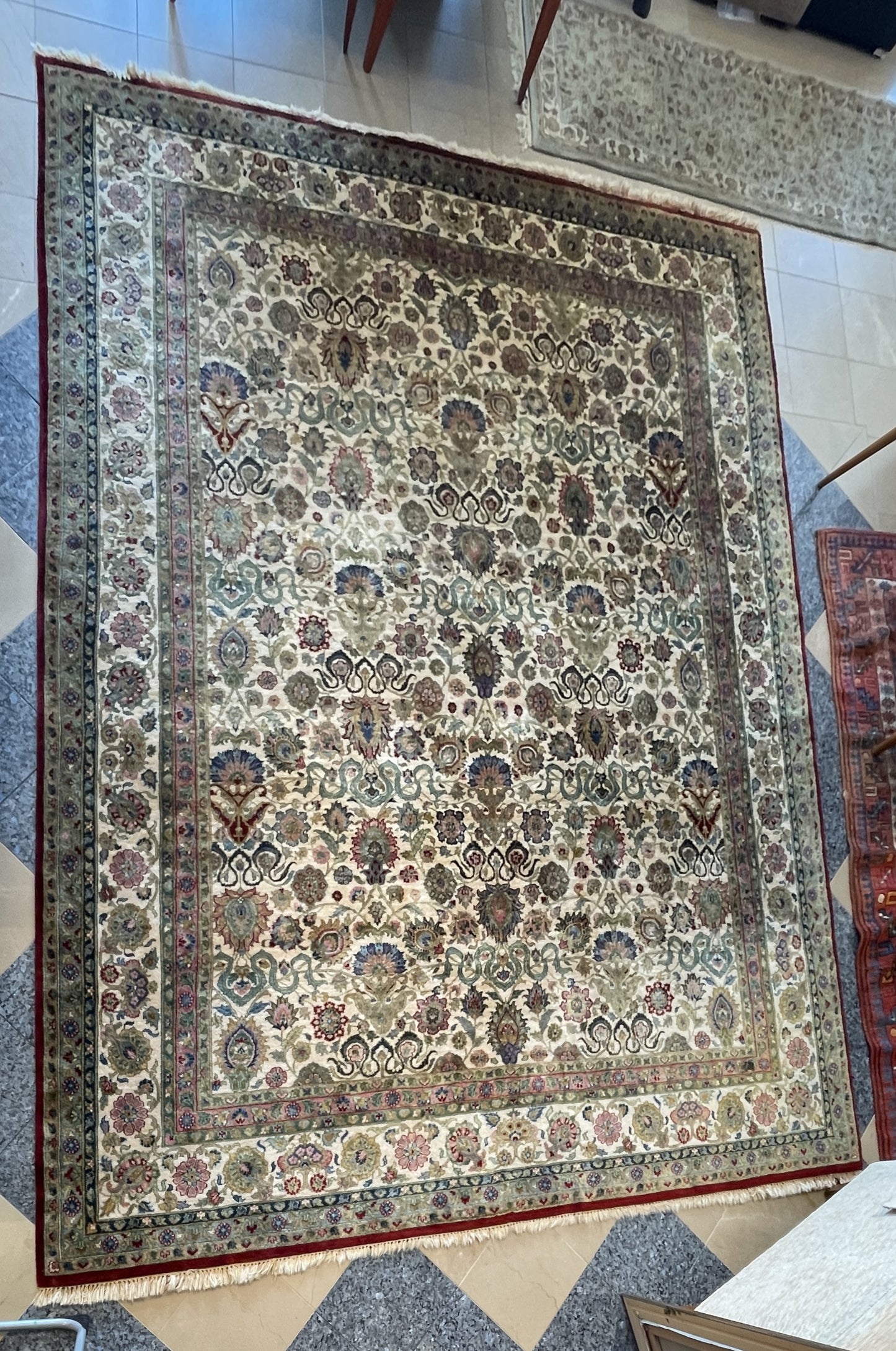 Vintage Tabriz Rug (Approx. 8'9x11'1) (0M7002)