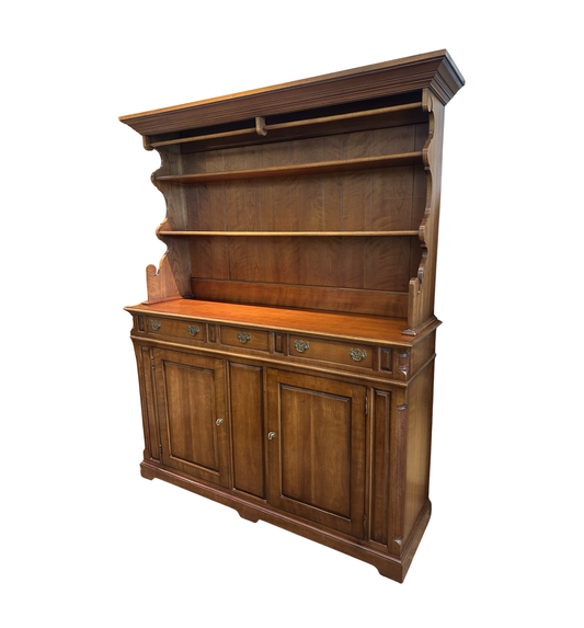 Wright Table Company Welsh Style Cupboard (0C400O)
