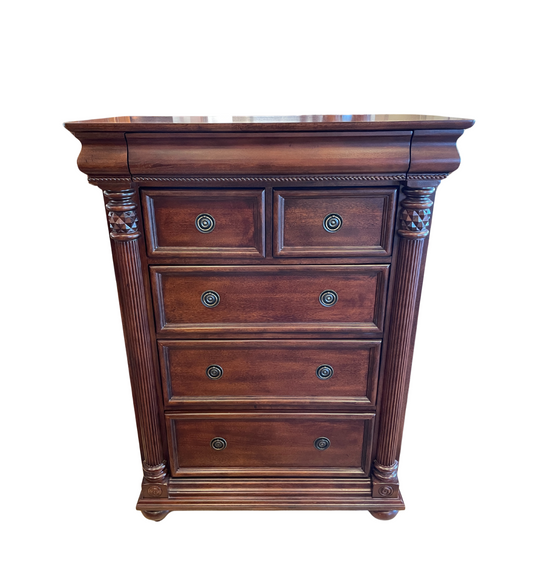 Chris Madden Dresser (0GN002)